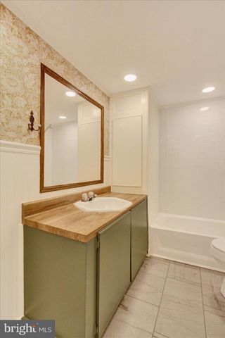 819 BALTIMORE RD, Dillsburg, PA 17019