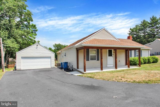 819 BALTIMORE RD, Dillsburg, PA 17019