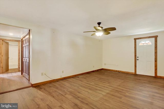 819 BALTIMORE RD, Dillsburg, PA 17019