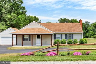 819 BALTIMORE RD, Dillsburg, PA 17019