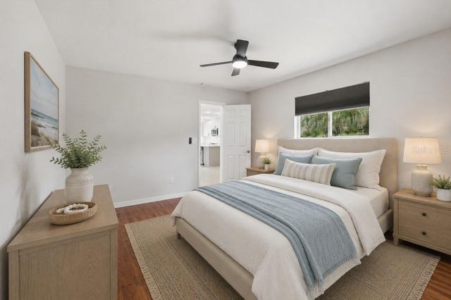 524 SE 8TH PLACE, Cape Coral, FL 33990