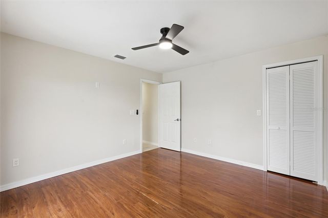 524 SE 8TH PLACE, Cape Coral, FL 33990