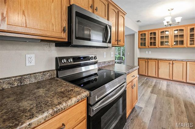 44 Berwin Green, Maryville, IL 62062