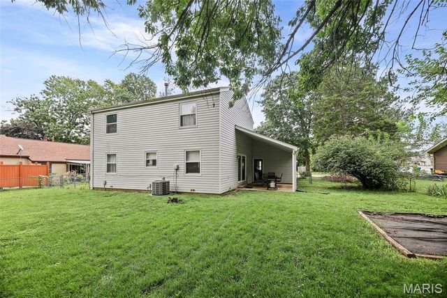 44 Berwin Green, Maryville, IL 62062