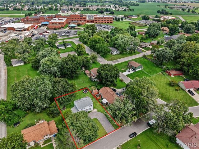 44 Berwin Green, Maryville, IL 62062
