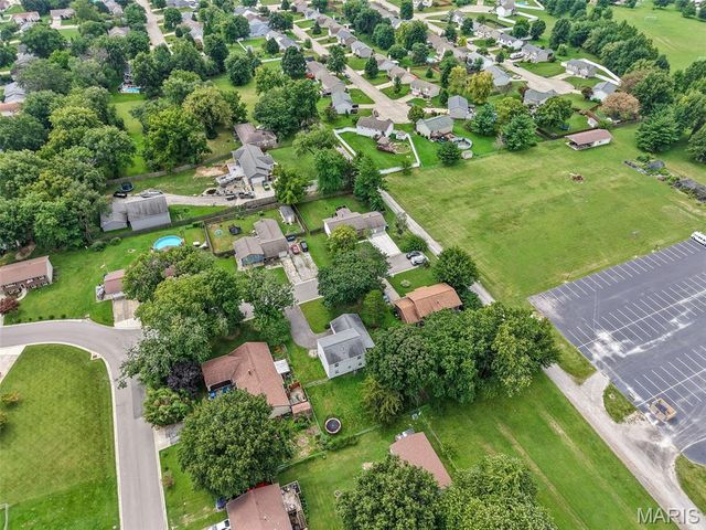 44 Berwin Green, Maryville, IL 62062