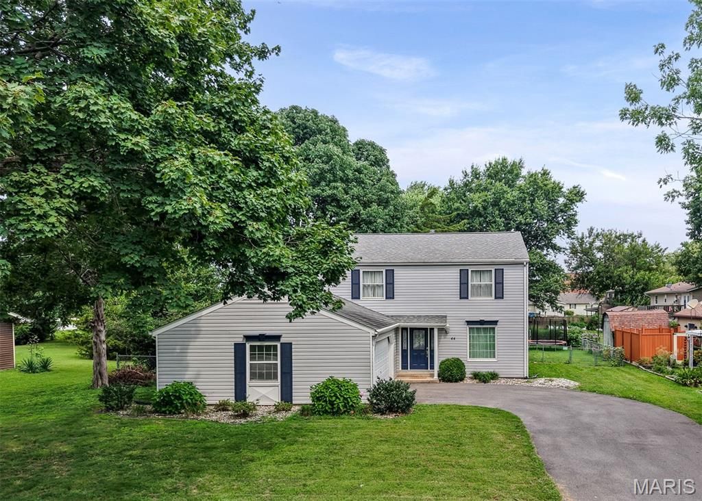 44 Berwin Green, Maryville, IL 62062