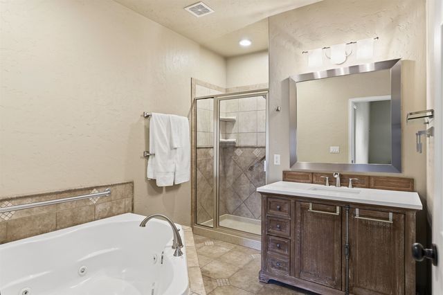 1825 Venetian Drive, Grand Junction, CO 81506