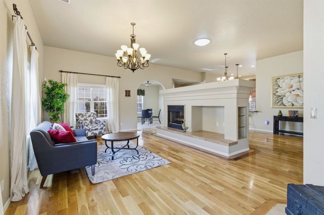 1825 Venetian Drive, Grand Junction, CO 81506