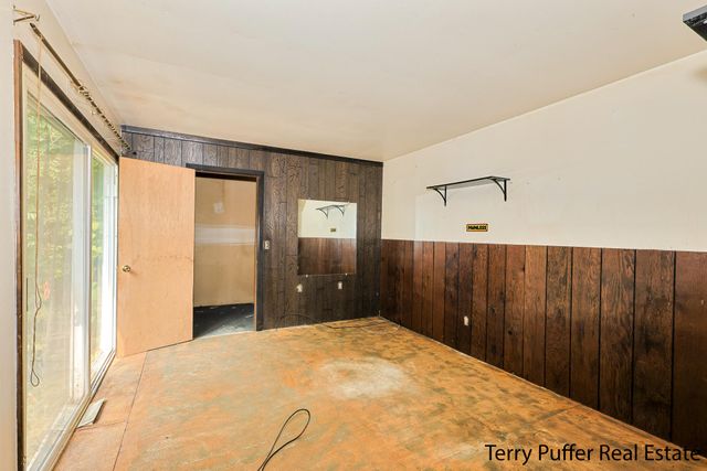 3285 4th Street, Twin Lake, MI 49457