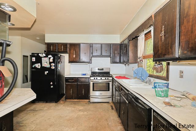 3285 4th Street, Twin Lake, MI 49457