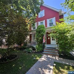 330 Main Street, Ridgefield Park, NJ 07660