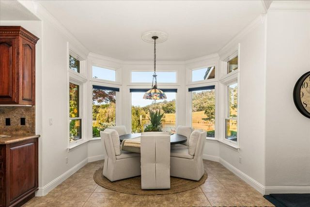 265 Grapevine Ravine Ln, Newcastle, CA 95658
