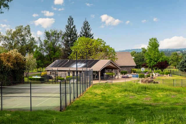 265 Grapevine Ravine Ln, Newcastle, CA 95658