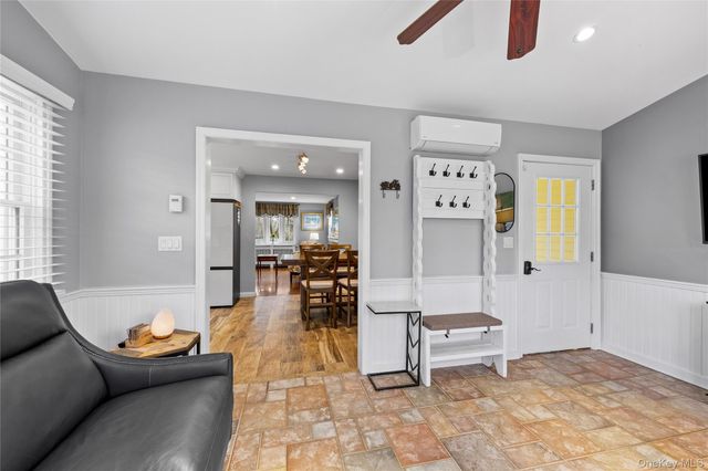 26 Bedell Place, Amityville, NY 11701