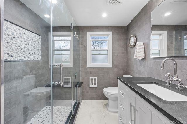 26 Bedell Place, Amityville, NY 11701