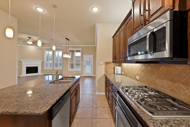 2600 Pioneer Drive, Denton, TX 76210