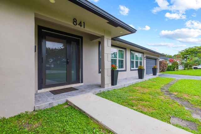 841 NW 75TH Terrace, Plantation, FL 33317