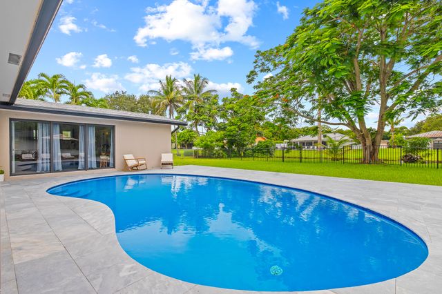 841 NW 75TH Terrace, Plantation, FL 33317