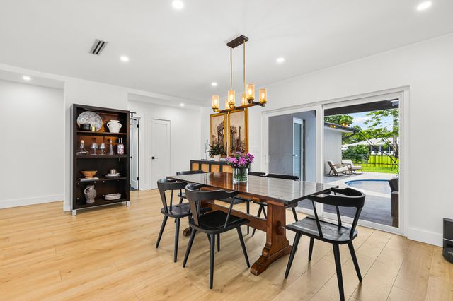 841 NW 75TH Terrace, Plantation, FL 33317