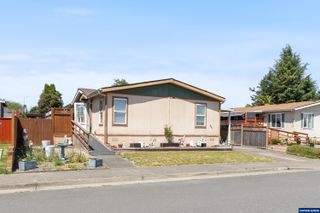 857 Hoffman Rd NE 11, Salem, OR 97301