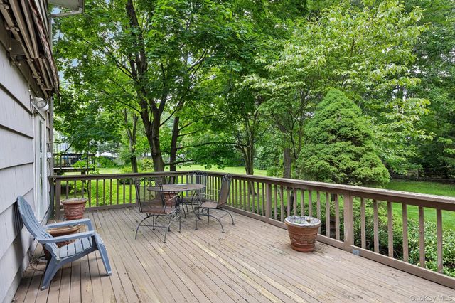4 Holly Lane, Rye Brook, NY 10573
