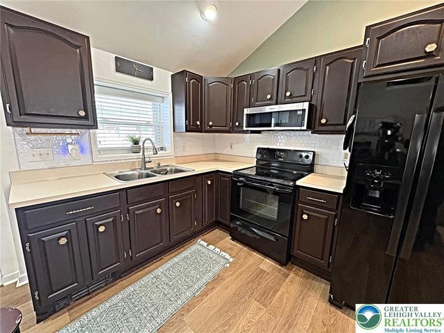 3752 Redbud Drive, Lehigh Twp, PA 18067