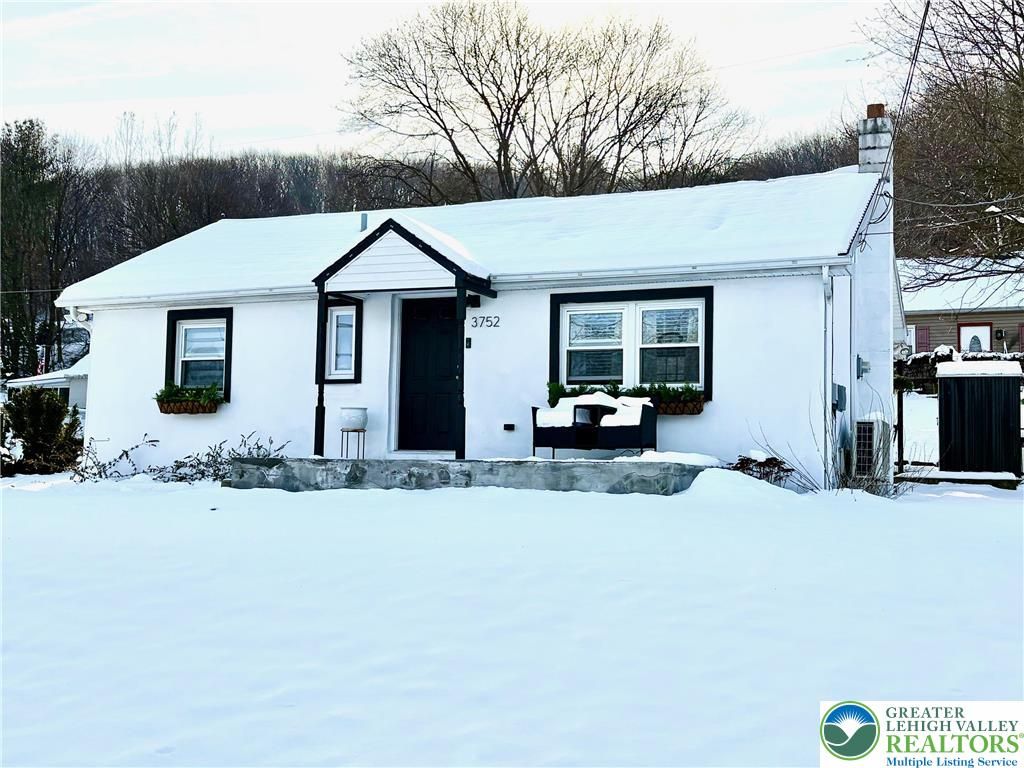 3752 Redbud Drive, Lehigh Twp, PA 18067