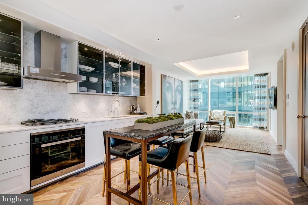 300 INTERNATIONAL DR #1907, Baltimore, MD 21202