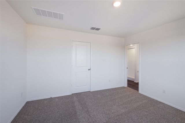 301 El Siebo LN, Bastrop, TX 78602
