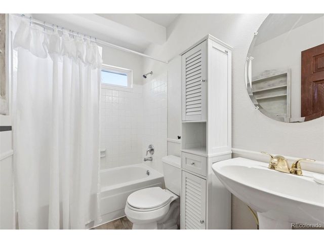 9632 W Walden Ave, Littleton, CO 80128