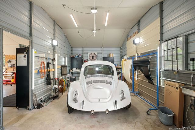 102 Southgate, Pleasanton, TX 78064