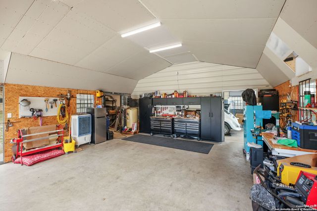 102 Southgate, Pleasanton, TX 78064