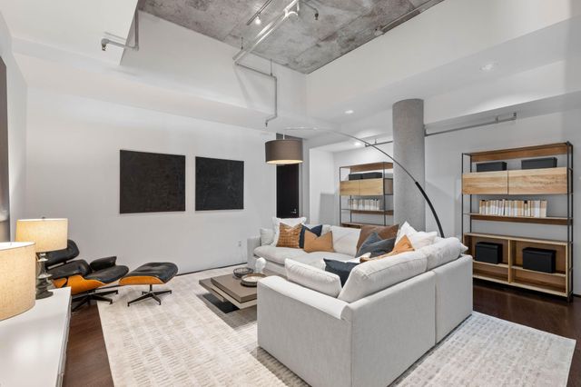 100 2nd Street NE A770, Minneapolis, MN 55413