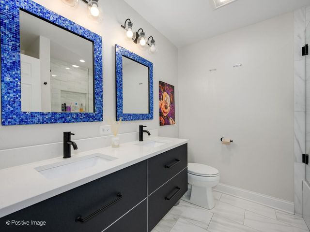 529 Susan Lane, Deerfield, IL 60015