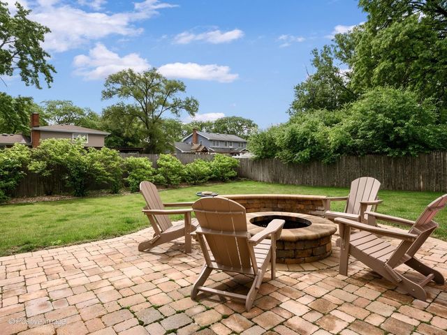529 Susan Lane, Deerfield, IL 60015