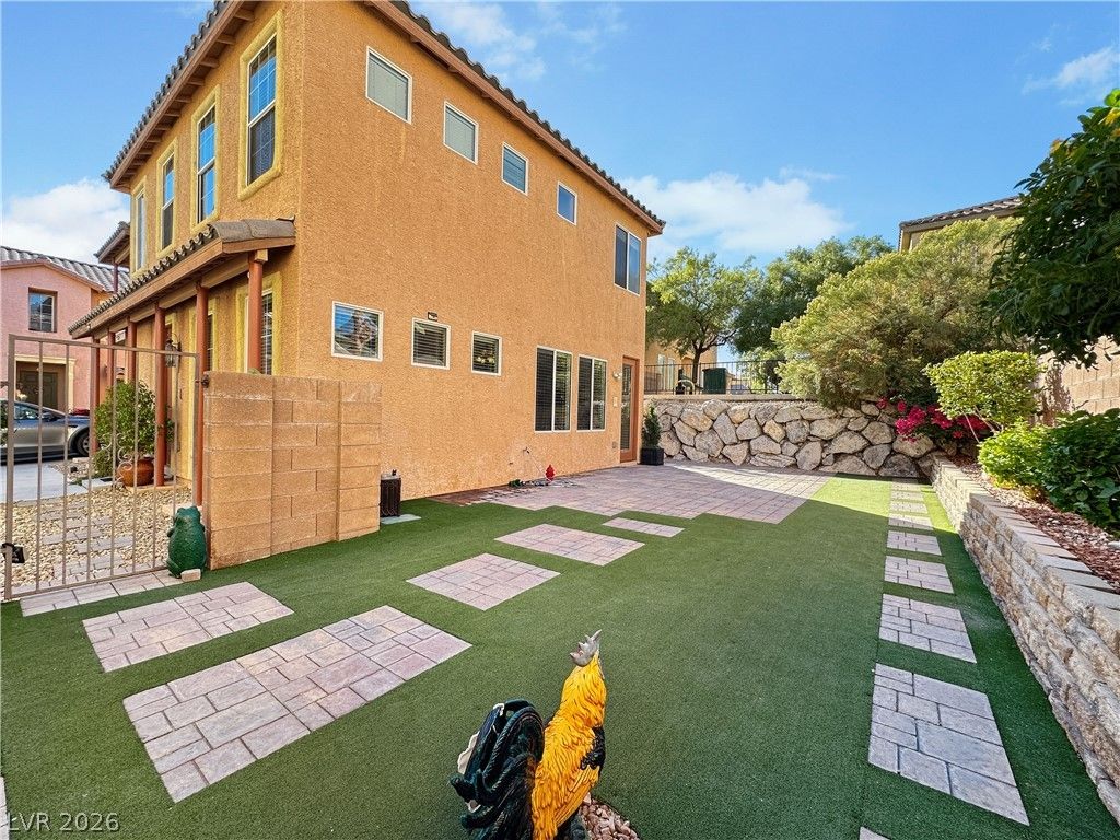 8122 Retriever Avenue, Las Vegas, NV 89147 — photo 3