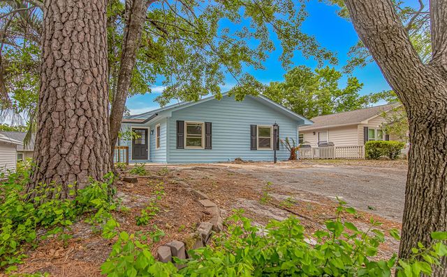 41 Channing Dr., Little River, SC 29566