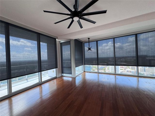 150 E ROBINSON STREET E 3301, Orlando, FL 32801