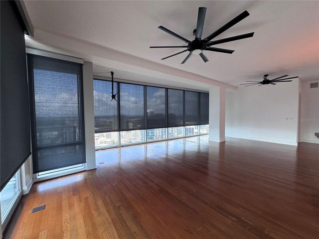 150 E ROBINSON STREET E 3301, Orlando, FL 32801