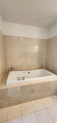 150 E ROBINSON STREET E 3301, Orlando, FL 32801