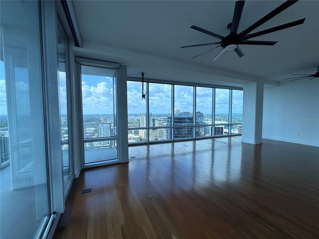 150 E ROBINSON STREET E 3301, Orlando, FL 32801