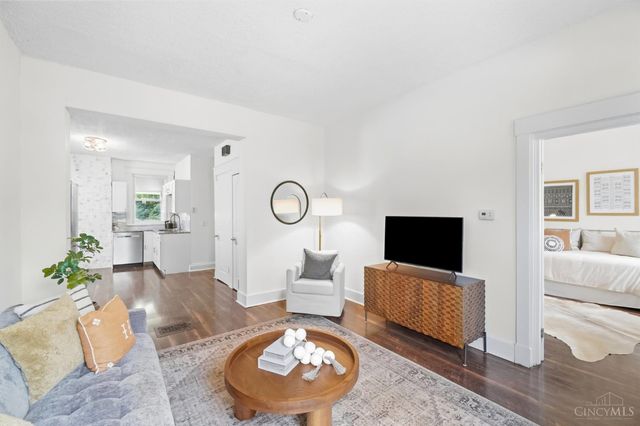 6009 Desmond Street, Cincinnati, OH 45227
