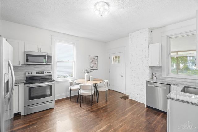 6009 Desmond Street, Cincinnati, OH 45227