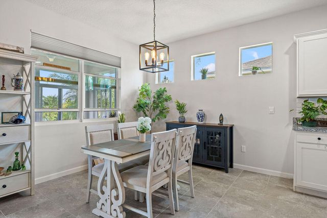 2165 SW Hawk River Dr Drive SW, Vero Beach, FL 32962