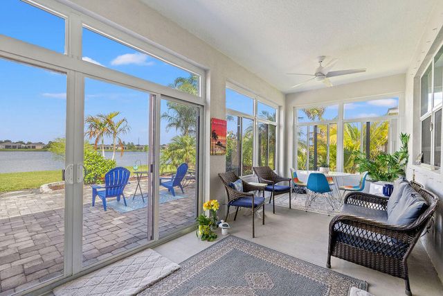 2165 SW Hawk River Dr Drive SW, Vero Beach, FL 32962