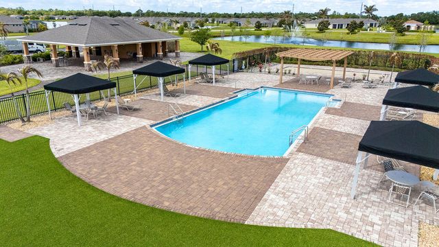 2165 SW Hawk River Dr Drive SW, Vero Beach, FL 32962