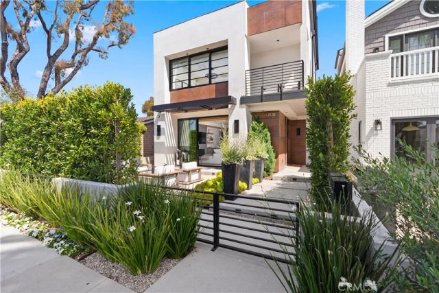 426 Marguerite, Corona Del Mar, CA 92625