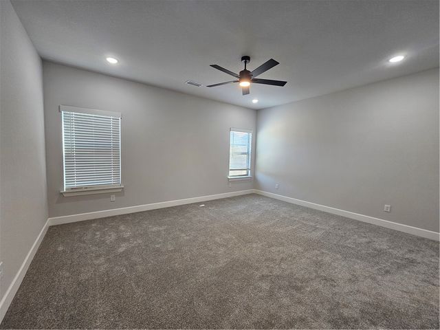 224 S Maroon Avenue, Fayetteville, AR 72704