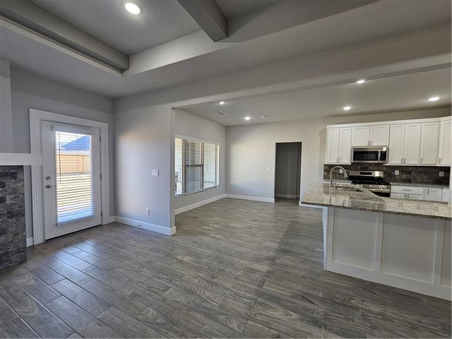 224 S Maroon Avenue, Fayetteville, AR 72704